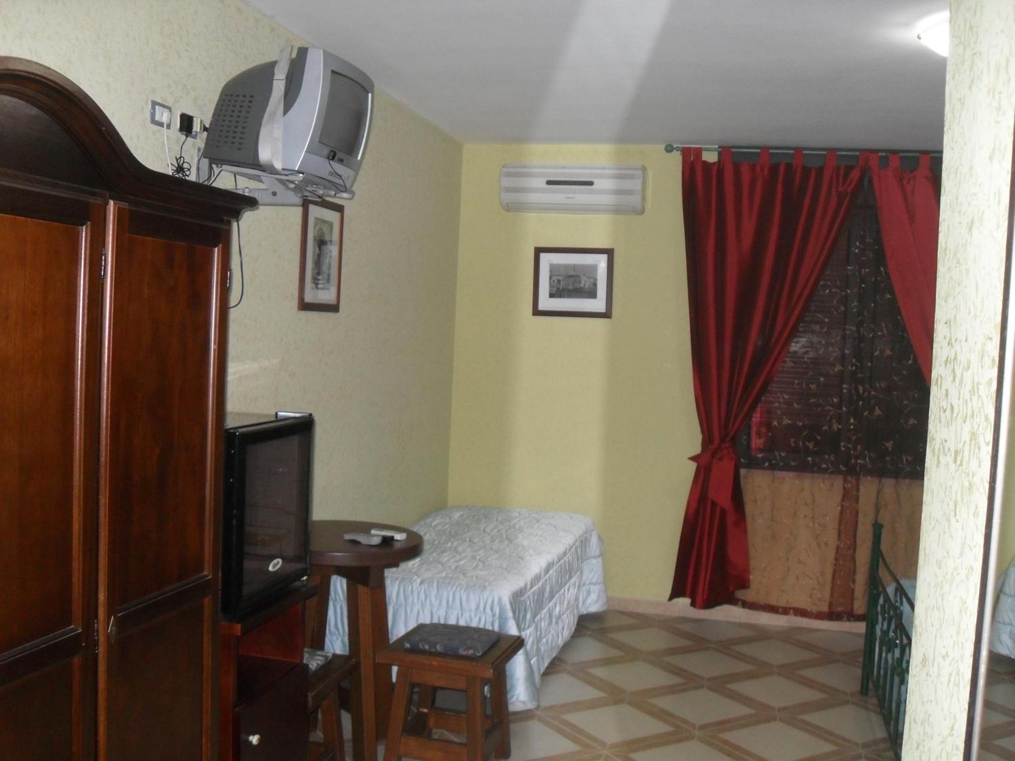 Mamma Assunta Melendugno Quarto foto